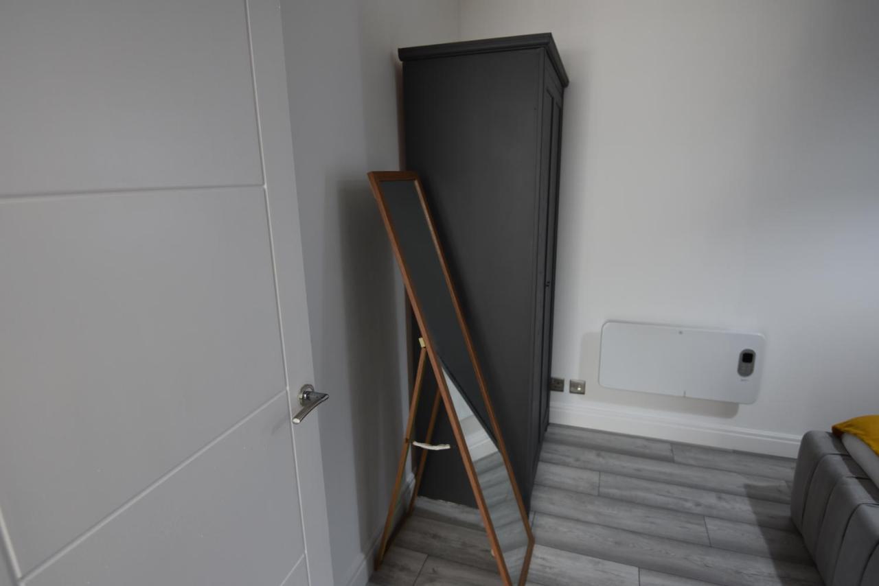 Exclusive!! Newly Refurbished Speedwell Apartment Near Bristol City Centre, Easton, Speedwell, Sleeps Up To 3 Guests Ngoại thất bức ảnh