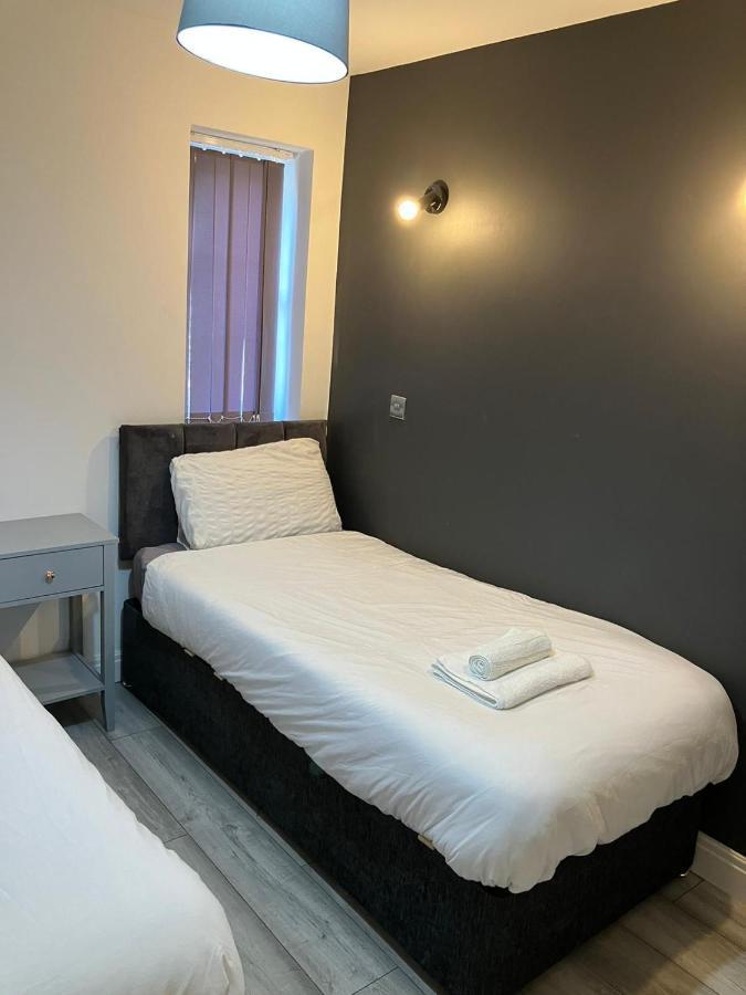 Exclusive!! Newly Refurbished Speedwell Apartment Near Bristol City Centre, Easton, Speedwell, Sleeps Up To 3 Guests Ngoại thất bức ảnh